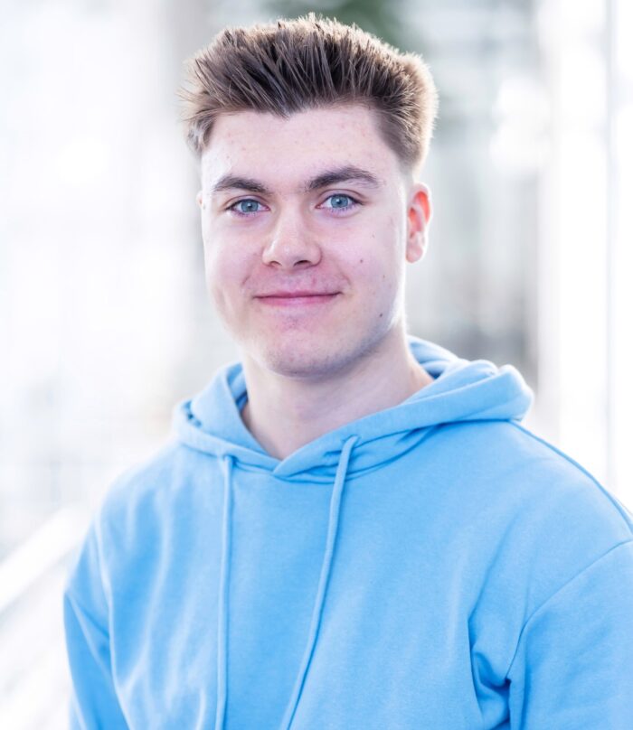 image from Manuel Lankes erhält teampool Preis für seine Bachelorarbeit